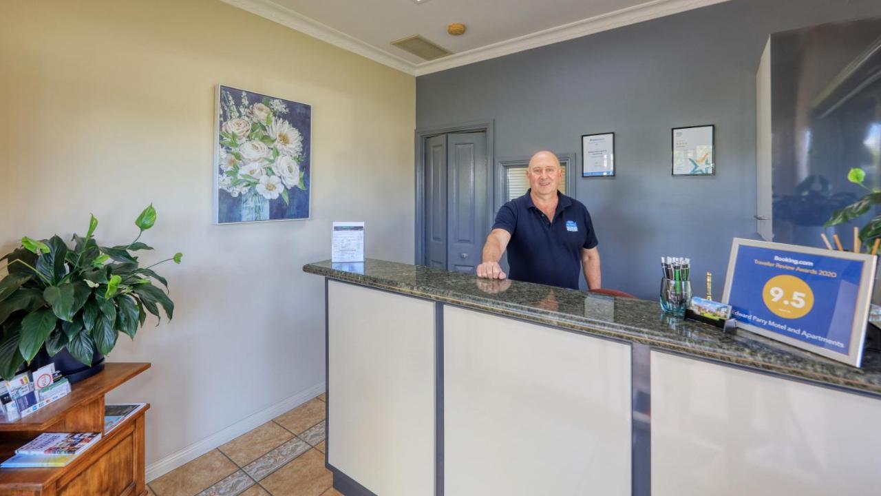 Edward Parry Motel And Apartments Tamworth Exterior foto